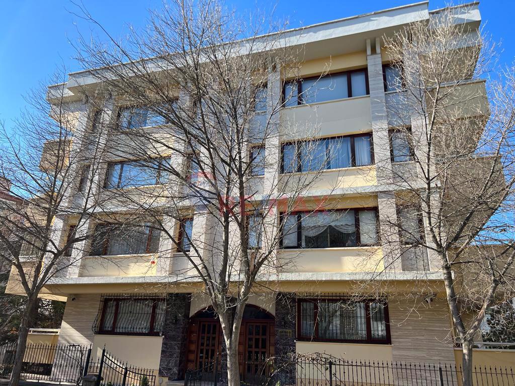 YILDIZEVLER MAHALLESİNDE SATILIK 6+1 TERASLI YAPILI DUBLEKS !