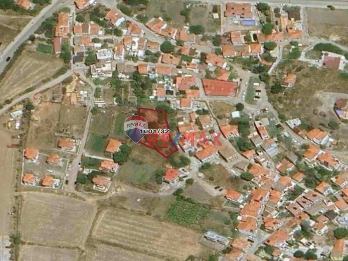 CUNDA ADASINDA MERKEZI KONUMDA SATILIK ARSA