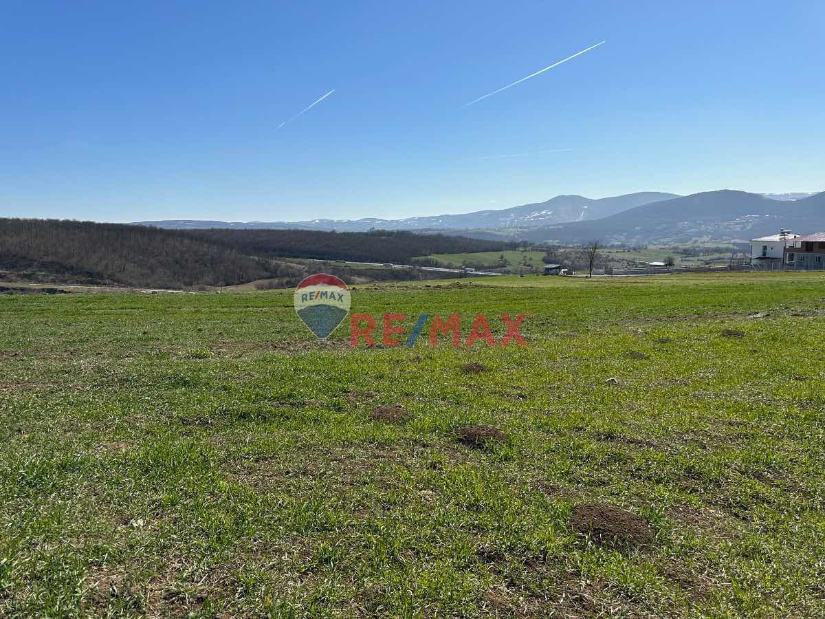 REMAX SONER'DEN KAVAK MEHMETPAŞA'DA İMARLI KÖŞEBAŞI SATILIK ARSA