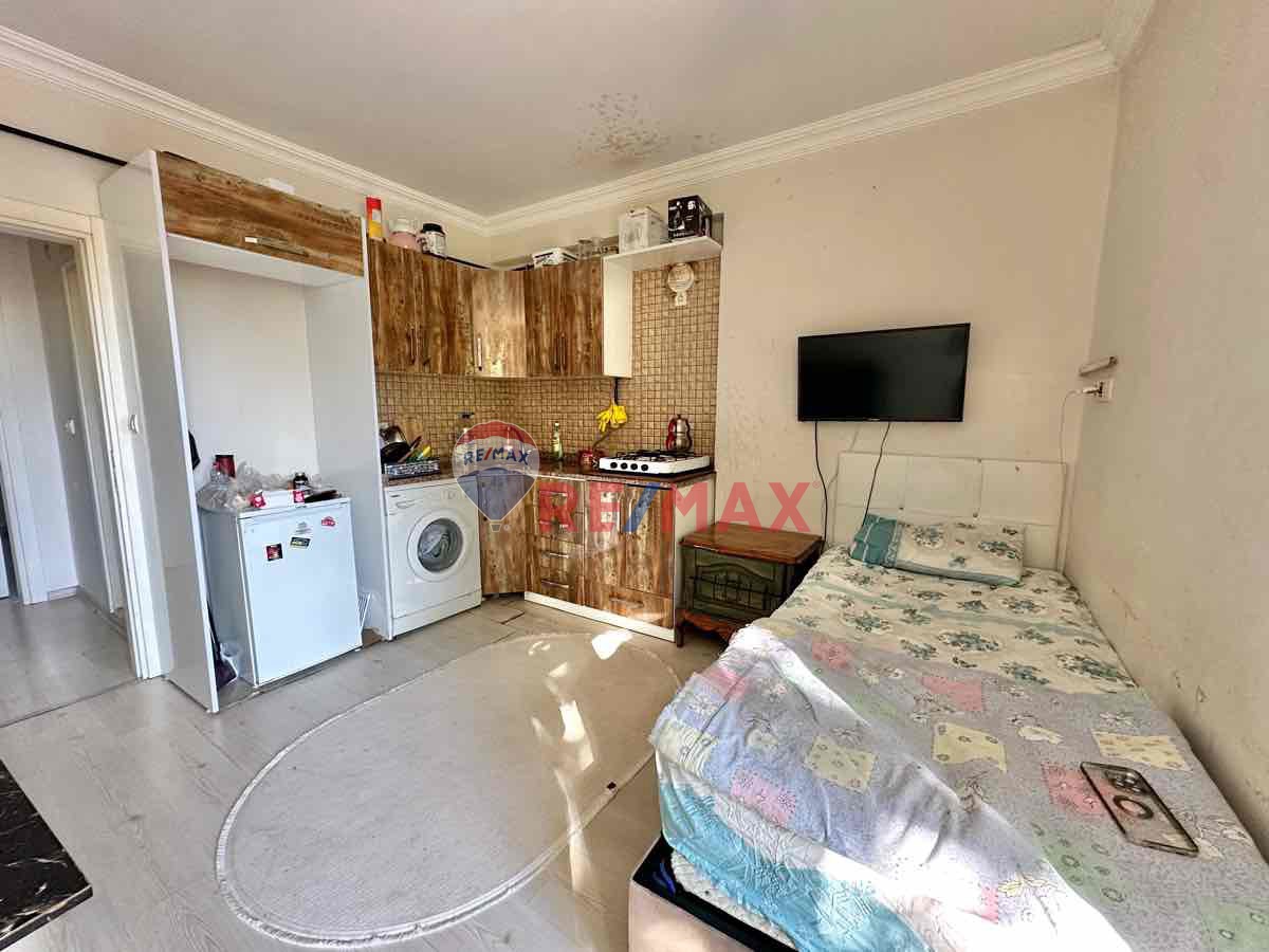 İZMİT TEPEKÖYDE ŞEHİR HASTANESİ GÜZERGAHINDA TEMİZ BOYALI EŞYALI 1+1 KİRALIK DAİRE