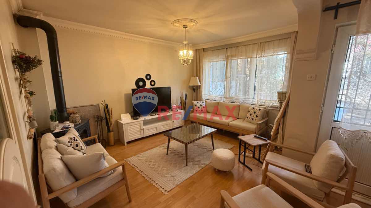 BATIKENT ATLANTİS AVM YAKINI SİTE İÇERİSİNDE 4+1 SATILIK VİLLA