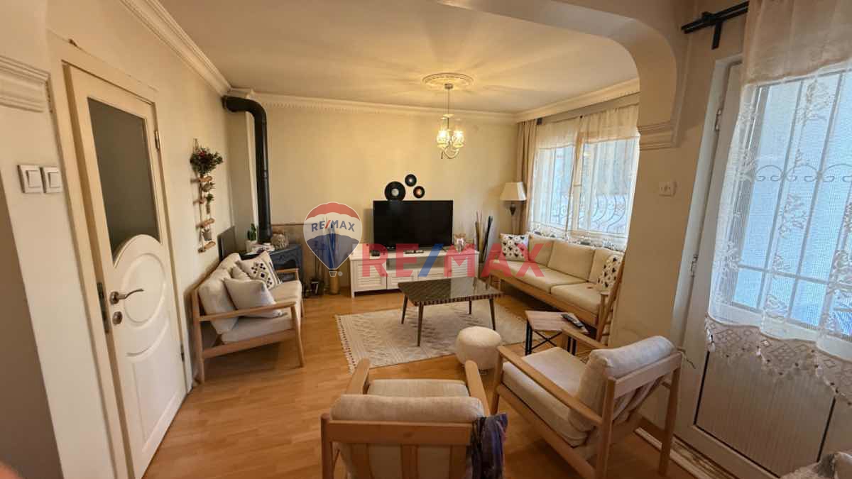 BATIKENT ATLANTİS AVM YAKINI SİTE İÇERİSİNDE 4+1 SATILIK VİLLA