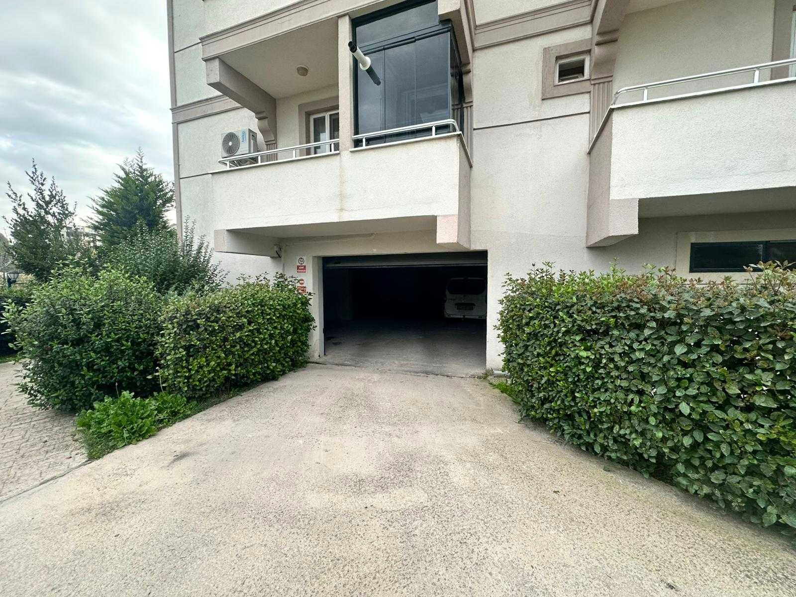 YEŞİLYURT MAHALLESİNDE NEZİH SİTE İÇERİSİNDE BAKIMLI 3+1 KİRALIK DAİRE