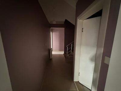 YEŞİLYURT MAHALLESİNDE NEZİH SİTE İÇERİSİNDE BAKIMLI 3+1 KİRALIK DAİRE