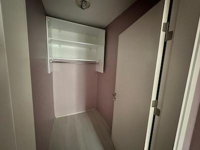 YEŞİLYURT MAHALLESİNDE NEZİH SİTE İÇERİSİNDE BAKIMLI 3+1 KİRALIK DAİRE