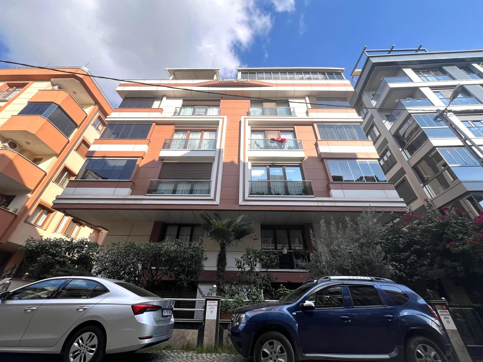 KÜÇÜKYALI ÇINAR'DA, 2 GİRİŞLİ,4 BANYOLU, 5+1 SATILIK DUBLEKS