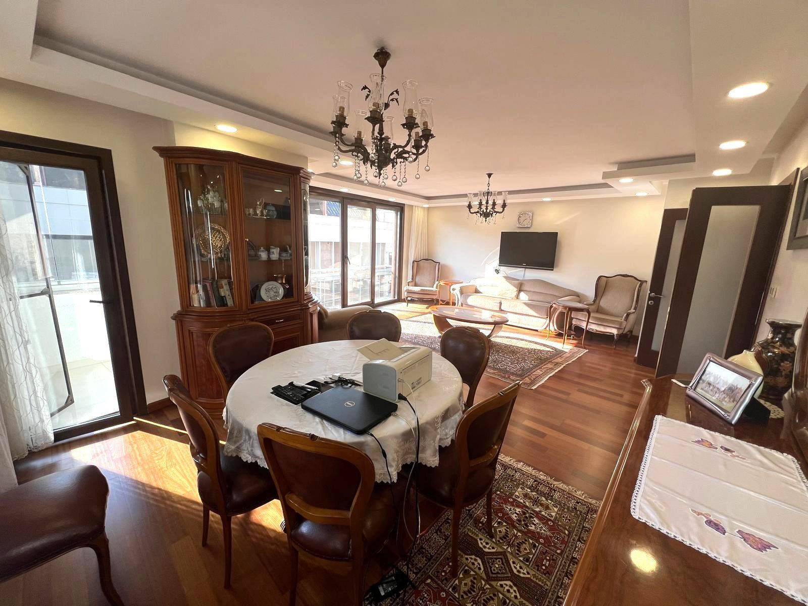 KÜÇÜKYALI ÇINAR'DA, 2 GİRİŞLİ,4 BANYOLU, 5+1 SATILIK DUBLEKS