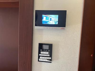 KÜÇÜKYALI ÇINAR'DA, 2 GİRİŞLİ,4 BANYOLU, 5+1 SATILIK DUBLEKS