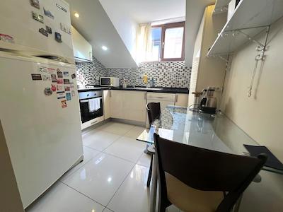 KÜÇÜKYALI ÇINAR'DA, 2 GİRİŞLİ,4 BANYOLU, 5+1 SATILIK DUBLEKS