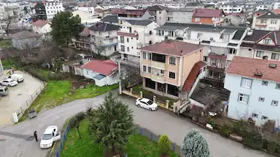 ERTUĞRULGAZİ MAH. SATILIK İKİ KATLI 4+1 MÜSTAKİL EV VE DÜKKAN