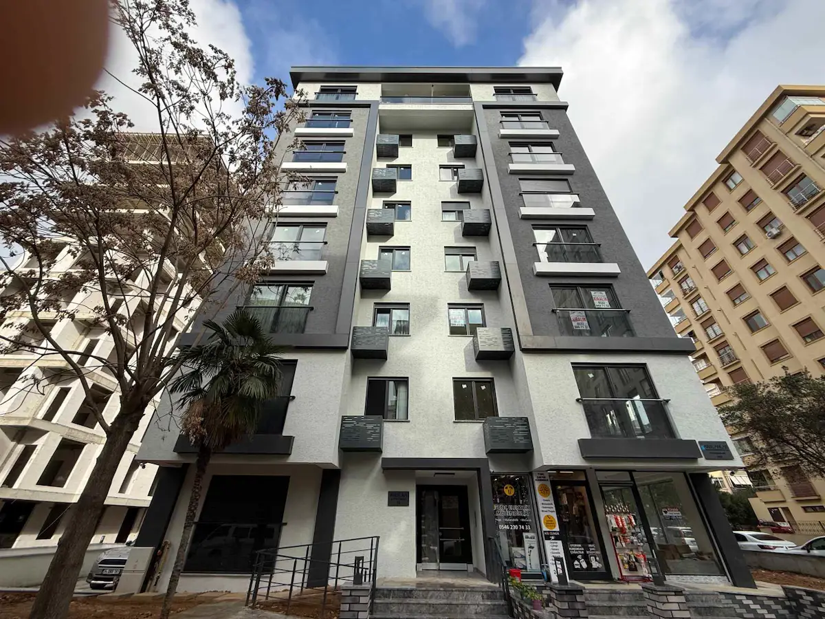 ERENKÖY FIRIN SOKAK SATILIK SIFIR 1+1 DAIRE 
