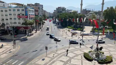 REMAX FORCE'DEN DELİKLİÇINAR MEYDANI KİRALIK FERAH İŞ YERİ 2+1