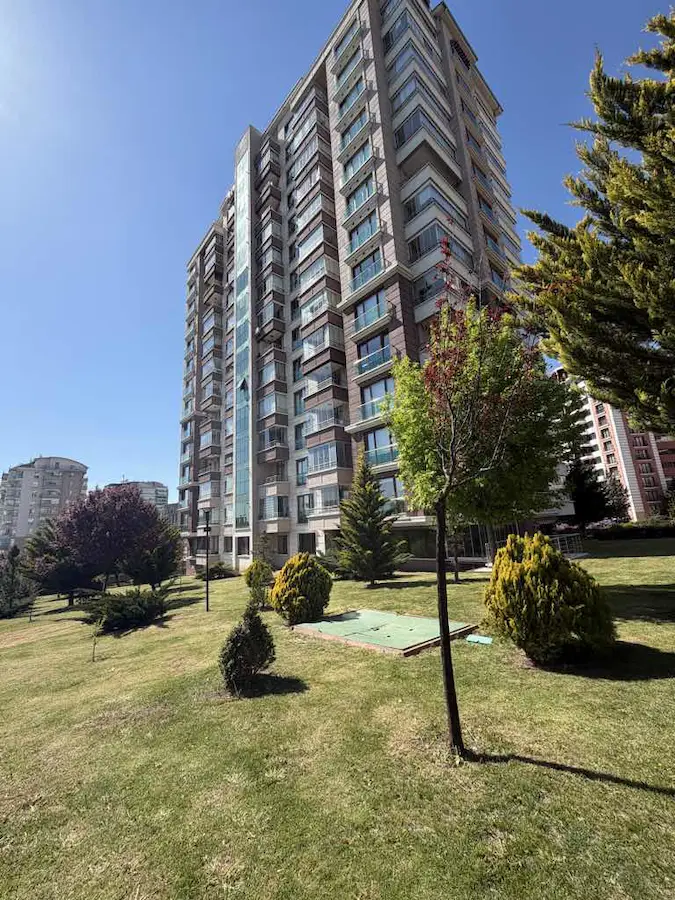 BEŞTEPE SAKLI BAHÇE SATILIK 4+1 LÜKS DAİRE