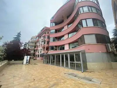 İLKBAHAR MH. DOĞUKENT CAD. CEPHELİ 520 M2 TERASLI DÜKKAN