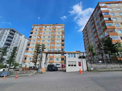 ÜMRANİYE IHLAMUR EVLERİ-2 SİTESİ SATILIK GENİŞ 3+1 ARA KAT DAİRE