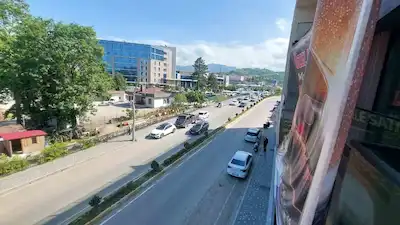 HASTANE KARŞISI AKSU PLAZA'DA 1+1 DAİRE