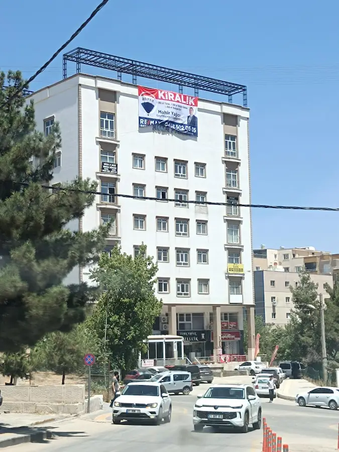 ŞEHİR MERKEZİNDE KİRALIK PLAZA KATI ,DÜĞÜN SALONU