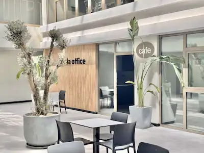 İZMIT MİA OFFICE'TE 82 M² SATILIK OFIS