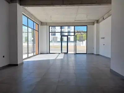 REMAX DESİGN ADAPAZARI KARAPINARDA CADDE ÜSTÜ SIFIR KİRALIK DÜKKAN
