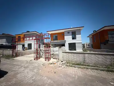 ALTINOLUK MAHALLESI'NDE MESKENI ALINMIŞ FIRSAT VILLA