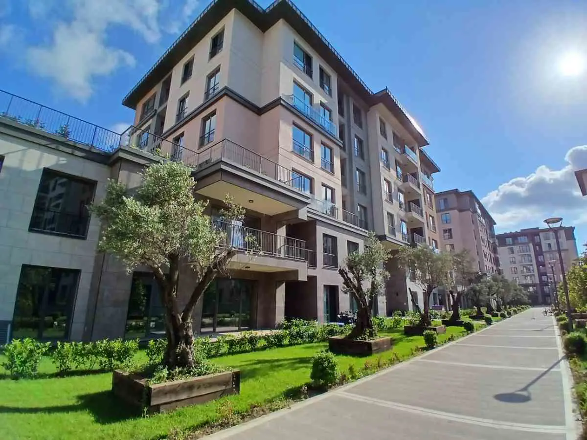 YASİN KURTULUŞ *EMLAK KONUT ÇINARKÖY EVLERİ VE İLAVE BAHÇE KULLANIMLI 4+1 SIFIR DAİRE 