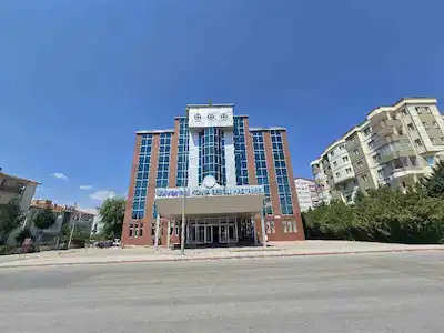 KONYA EREĞLİ’DE ANA CADDE ÜZERİNDE 3.850 M² SATILIK KOMPLE BİNA