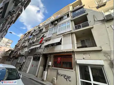 GÜZELYALI 36 SOKAKTA SAHILE YÜRÜME MESAFESINDE 3+1 SATILIK DAIRE
