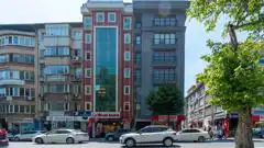 ŞİŞLİ MERKEZDE , ABİDE-İ HÜRRİYET CADDESİ ÜZERİNDE SATILIK OFİS