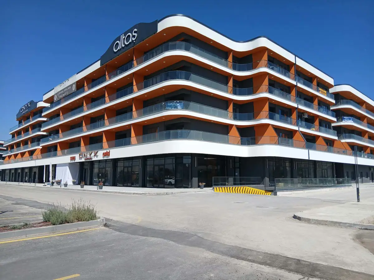 ONYX ANKARA'DA OSB VE METROYA KOMŞU 1+1 SATILIK DAIRE