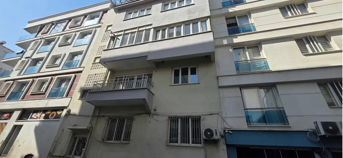 AYDIN EFELER KENTSEL DÖNÜŞÜME UYGUN KOMPLE SATILIK BINA