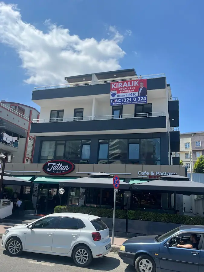 İZMIT TOPÇULAR MAHALLESI 40 M2 EŞYALI 1+0 KIRALIK DAIRE