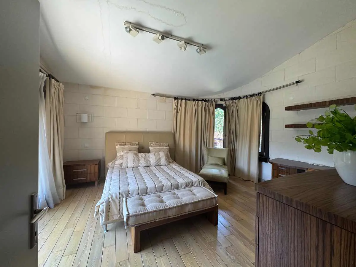 Property image 50