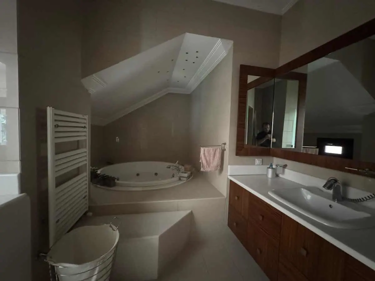 Property image 54
