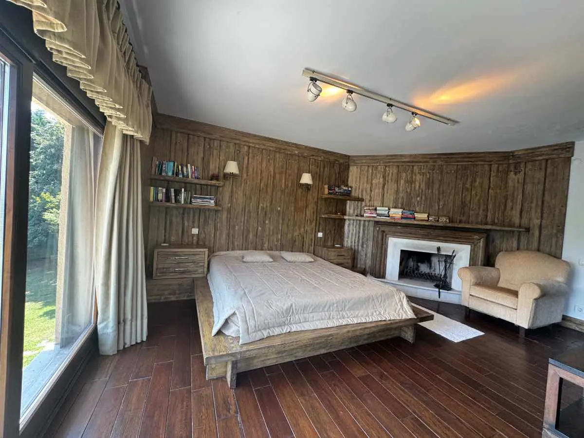 Property image 32