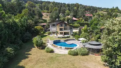 SAPANCANIN 4890M2 ARSA IÇINDE EŞSIZ MANZARALI ÖZEL MALIKANESI