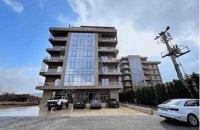 ŞEHRİN İLK SAĞLIK PLAZASI MEDİTORİUMDA ARAKAT KİRALIK OFİS