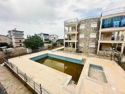 AYDIN DIDIM AKBÜK‘TE HAVUZLU SITE IÇERISINDE 3 + 1 DAIRE