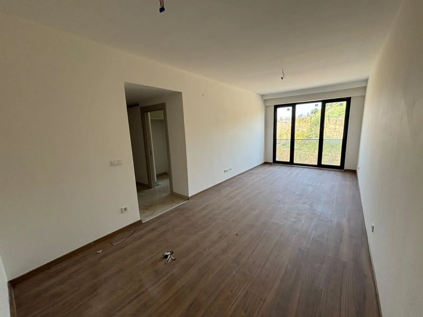 TUZLA AYDINLI’DA SIFIR 2+1 | EBEVEYN BANYOLU, BÜYÜK BALKONLU, MERKEZİ ISITMALI