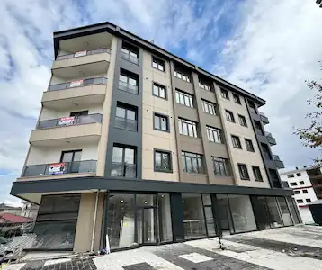 DARICA OSMAN GAZİ’DE SIFIR 3+1 | CADDE ÜZERİ | YERDEN ISITMALI | EBEVEYN BANYOLU