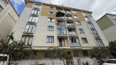 REMAX LAND' DEN - MUHİTTİN MAH. - MERKEZİ KONUMDA KİRALIK 2+1