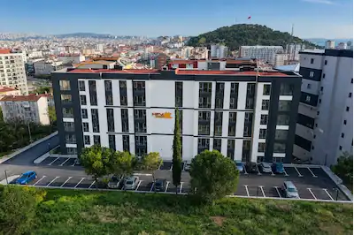HFM ÇINAR PROJESİ'NDE 2+1 YERDEN ISITMALI 96 M² SIFIR DAİRE
