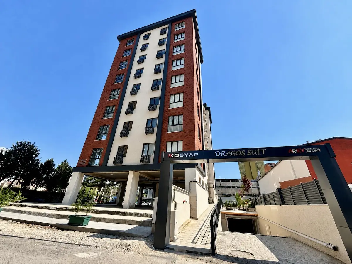 MALTEPE CEVİZLİ MAHALLESİ BALKONLU ÖN CEPHE 2+1 KİRALIK DAİRE