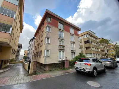 SATILIK 2+1 DAİRE METROYA YÜRÜME MESAFESİNDE ATAŞEHİR/İNÖNÜ