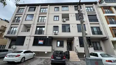 REMAX MIDDEN 1.SAKARYA MAHALLESINDE KIRALIK DAIRE