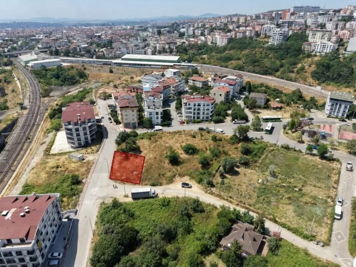 REMAX CİTY GEBZE BARIŞ MAH. DENİZ MANZARALI İMARLI ARSA