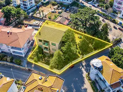 NK - BÜYÜKADA 1.188M² ARSA İÇİNDE DENİZ MANZARALI 980M² 4 KATLI OTEL