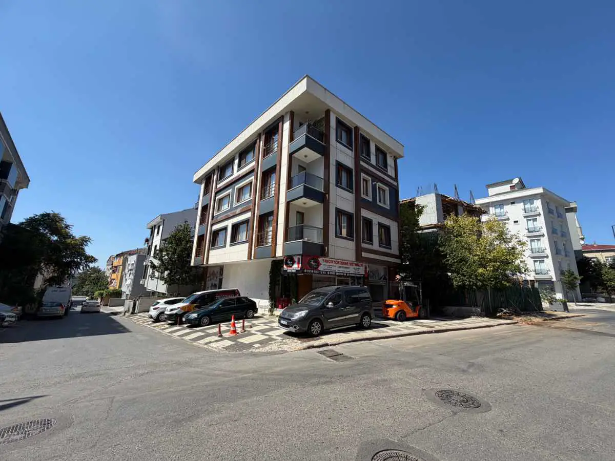 ÜMRANİYE PARSELLER’DE GÜNEY CEPHE 2+1 | BALKONLU BOŞ KİRALIK DAİRE 3