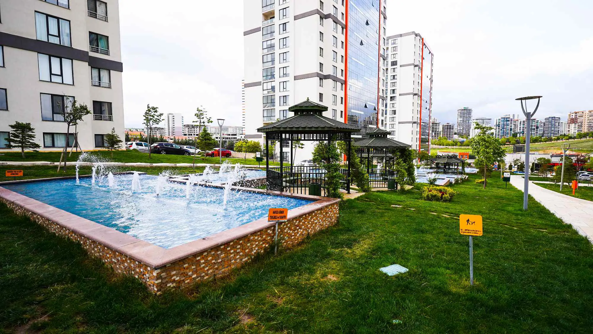 ÜMİT YÜCEL'DEN RELAX PLUS SİTESİ'NDE FUL EŞYALI 1+1 ARAKAT DAİRE