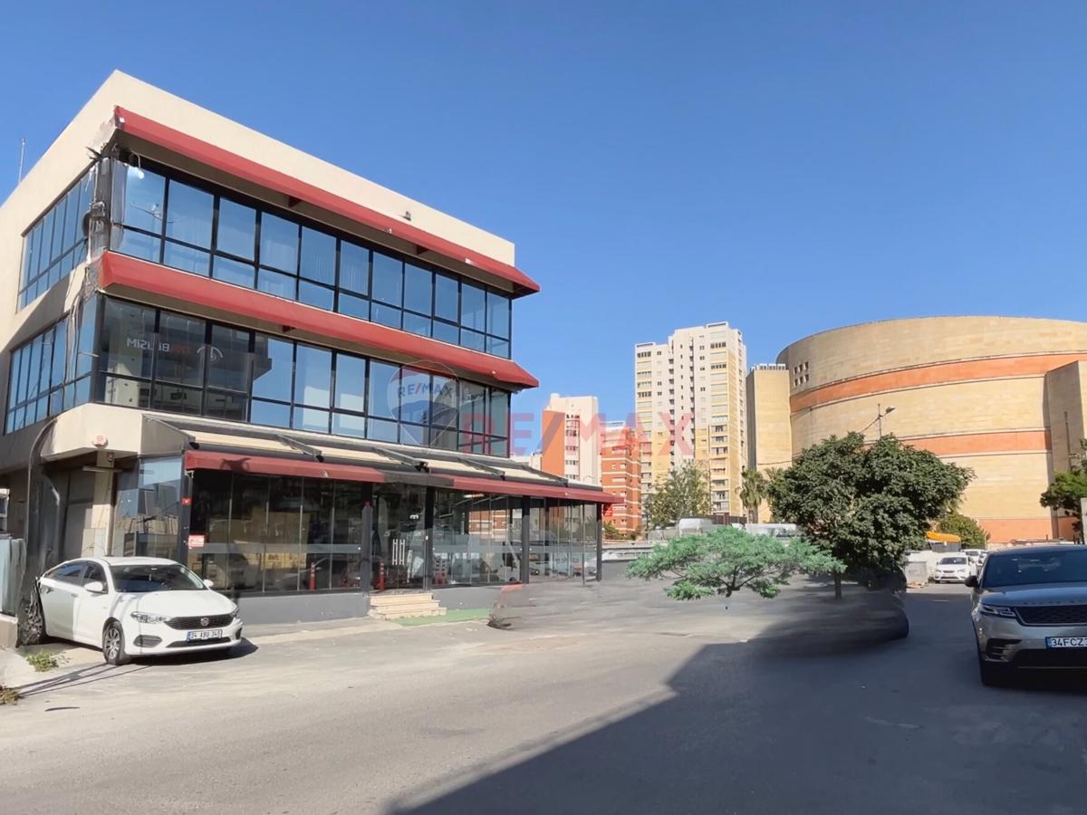 Kurumsallara Ataşehir Palladium Avm Karşısı Ticari Kiralık Bina