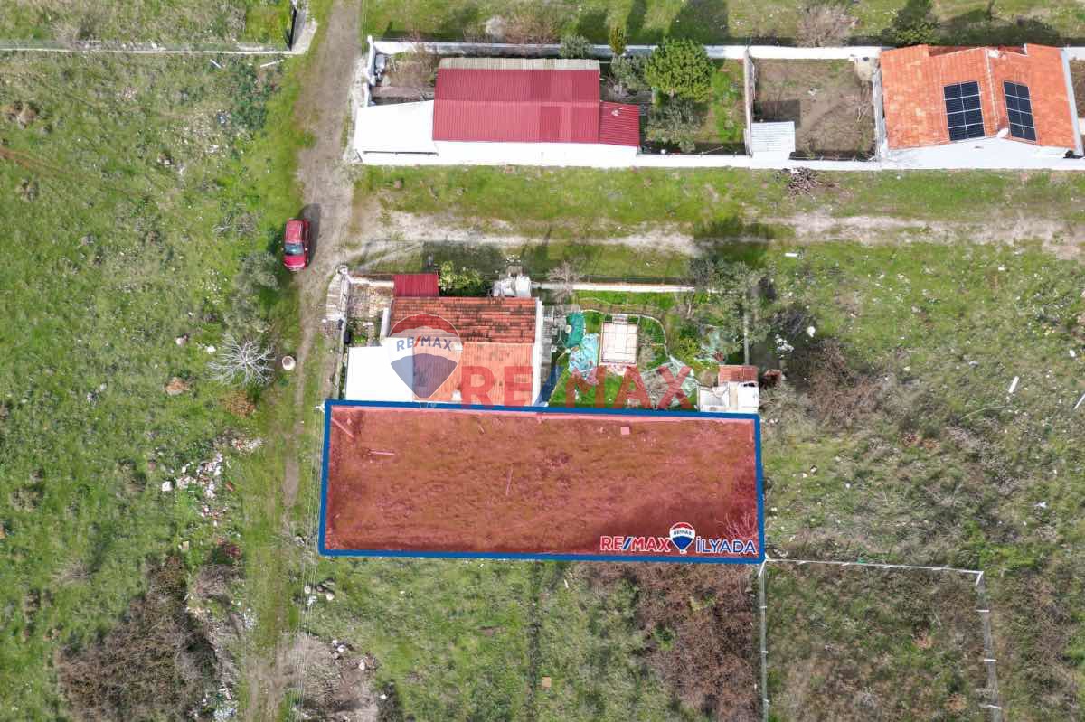 REMAX/İLYADA ÇANDARLI MAVİKENT’TE DENİZE ÇOK YAKIN SATILIK YATIRIM FIRSATI ARSA